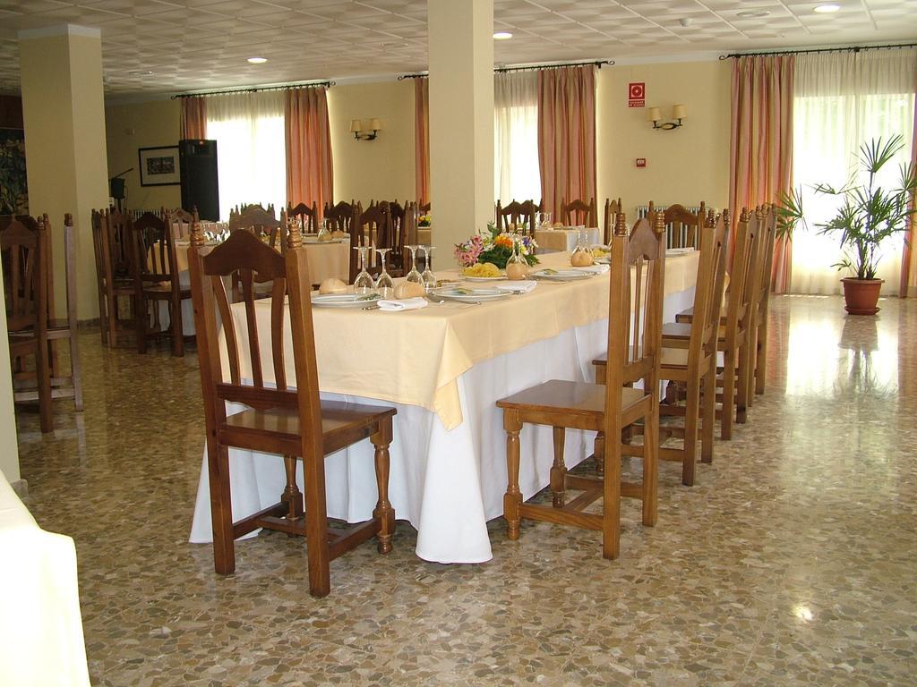 Hotel Rio Piscina Приего-де-Кордова Экстерьер фото